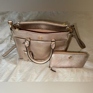 Tory Burch light rose gold, metallic Robinson purse